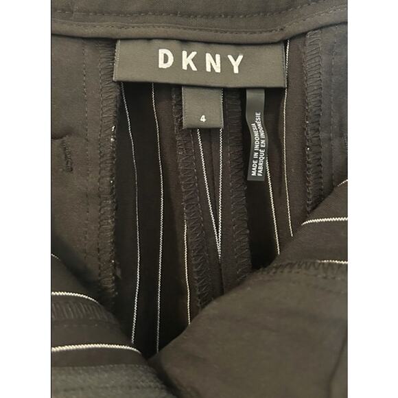 DKNY NWT‎ Women's Faux Leather Striped Wide High Rise Pull On Cropped Pants 4 - Picture 5 of 5